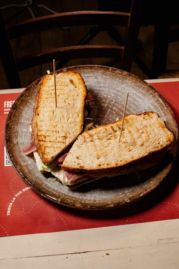 Esmeralda - Panini di Lilliput Gulliver Inn
